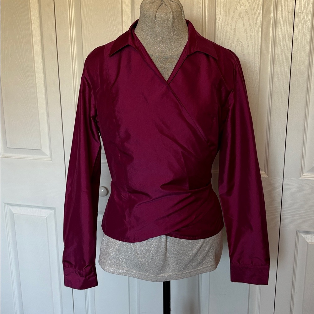 Ann Taylor silk wrap top classic chic formal office attire  maroon size 10 mauve